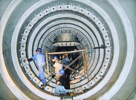 2019-10-30 宜萬線電力貫通-架空線路改電纜線路工程---10kV小電阻接地裝置三套發(fā)貨。